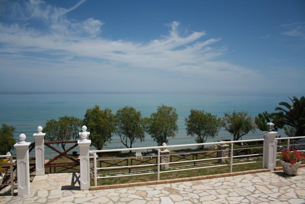 Laura Beach House Alikes Zewnętrze zdjęcie