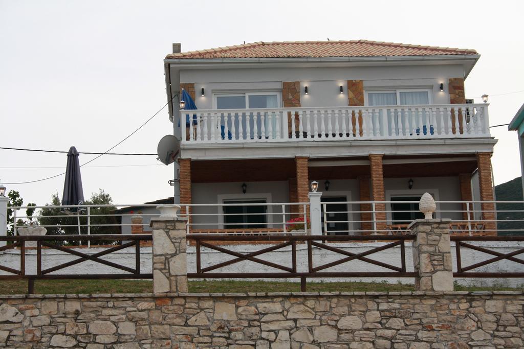 Laura Beach House Alikes Zewnętrze zdjęcie