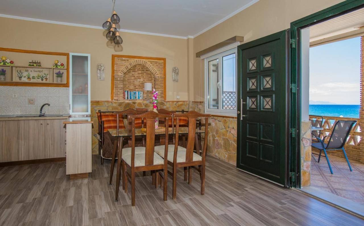 Laura Beach House Alikes Zewnętrze zdjęcie